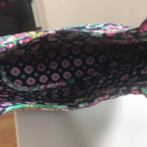 Vera Bradley purse (Sku 92) - Picture 6 of 7